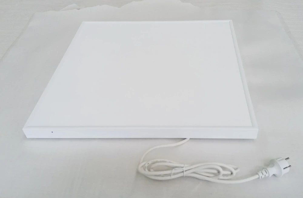 ByeCold | Stropní infrapanel | WiFi termostat | 860W | 119x59 cm | Dálkový ovladač | Výhřevnost 15,6m² | IGT2-4H1206