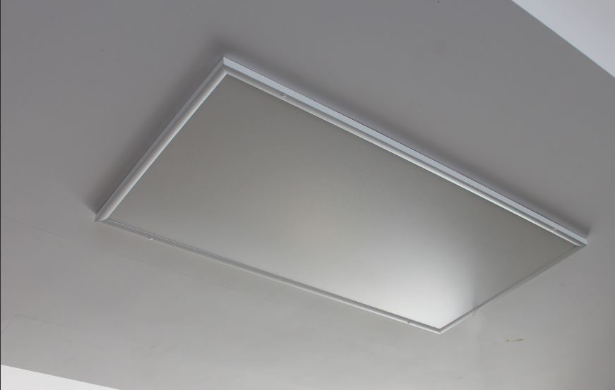 ultratenký stropní topný panel